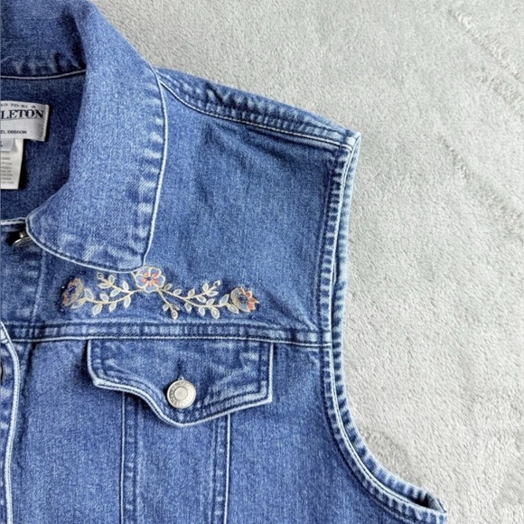 Pendleton Denim Vest Womens Large Blue Embroidered Beaded Floral Cowgirl Western - Picture 6 of 16